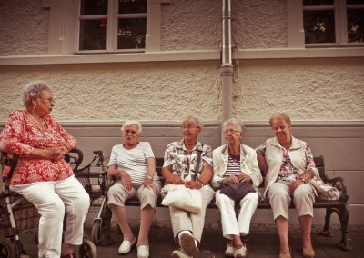 La reconnaissance sociale de la vieillesse et des ainés : la participation sociale au sein de villes-amies des ainés au Québec
